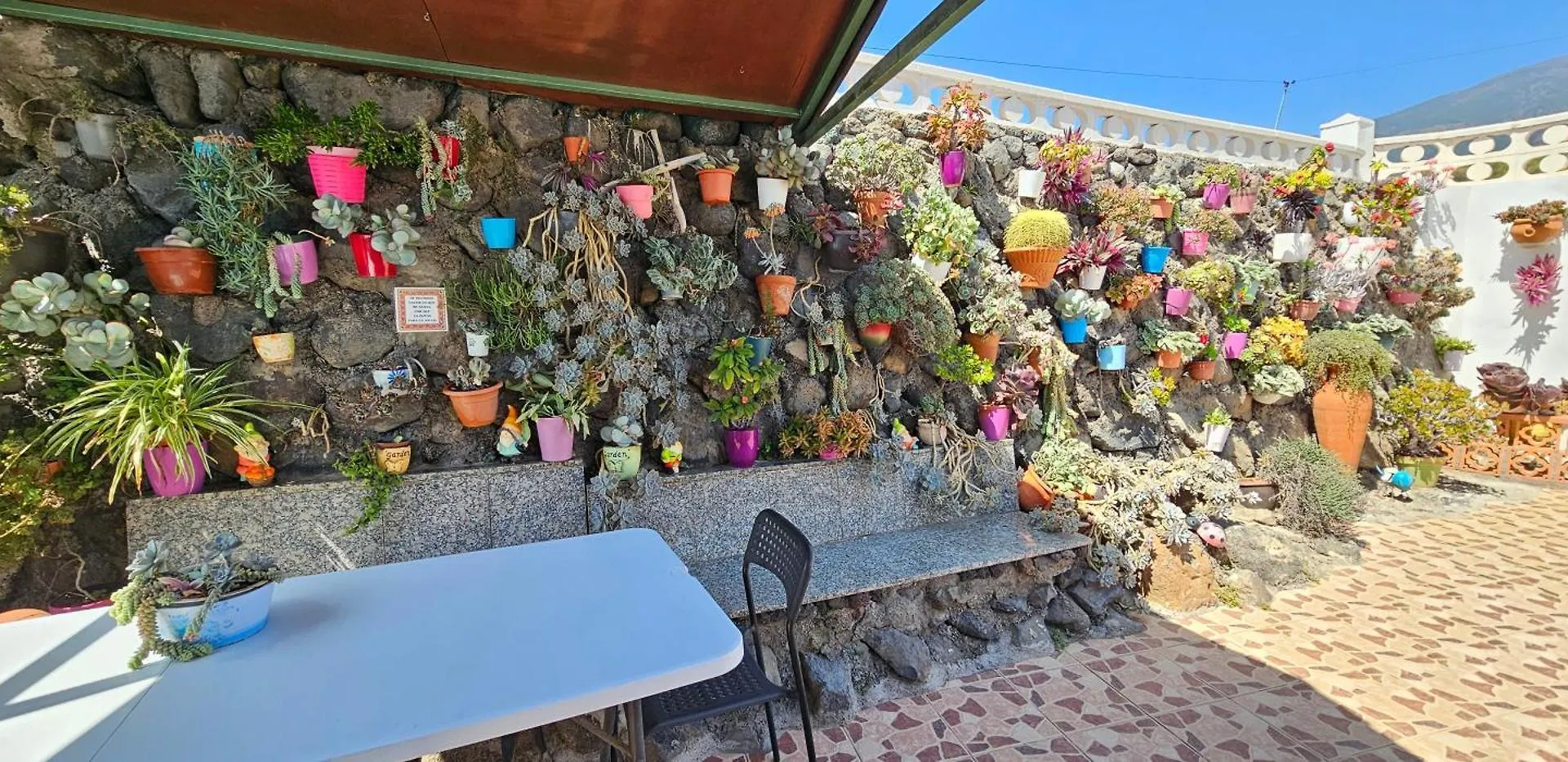 Casa Rural Eneida La Hidalga España