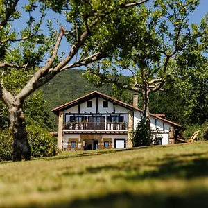Arotzenea Landhuis Hondarribia